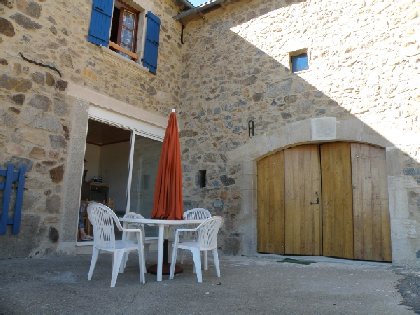 M. Jean Michel GRES - terrasse, OFFICE DE TOURISME DU PLATEAU DE MONTBAZENS