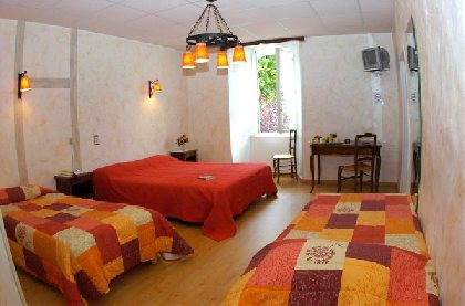 Chambre familiale, OFFICE DE TOURISME DE PARELOUP LEVEZOU