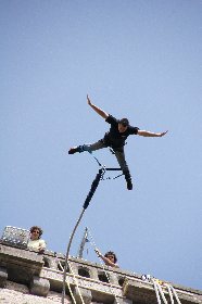 bungee jumping, 