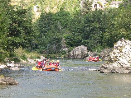 Aigue Vive rafting, OFFICE DE TOURISME GORGES DU TARN - CAUSSE - DOURBIE