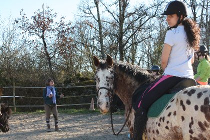 Ferme équestre de Saint Gauzy : Poney Club et Equithérapie, Mademoiselle GACHET-FRAYSSE Marie Noëlle
