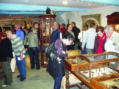 ATELIER BOUTIQUE, SEGALA VIVANT