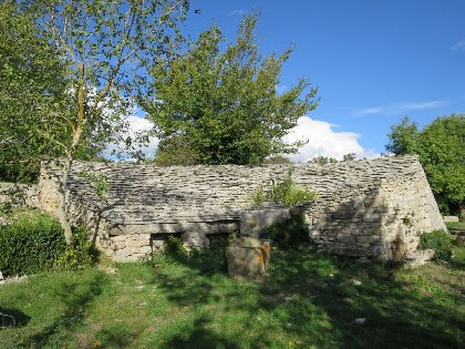 Toit citerne, OFFICE DE TOURISME LARZAC VALLEES