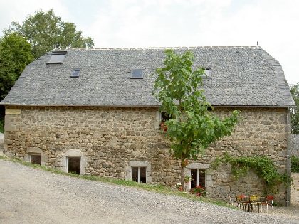 Gîte d'étape l'Orée du Chemin, OFFICE DE TOURISME DU CANTON D'ENTRAYGUES SUR TRUYERE