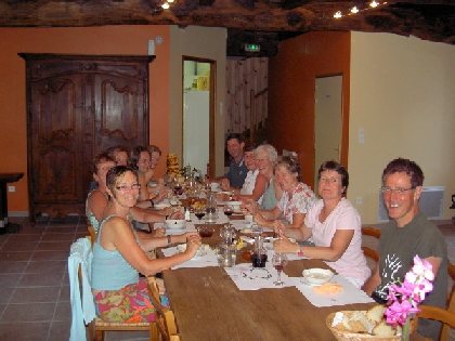 Gîte d'étape l'Orée du Chemin, OFFICE DE TOURISME DU CANTON D'ENTRAYGUES SUR TRUYERE