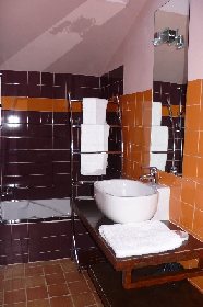 Les Castels de Sorgue - Salle de bain, OFFICE DE TOURISME DU SAINT AFFRICAIN