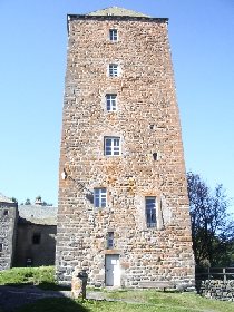 La Tour des Anglais, OFFICE DE TOURISME AUBRAC LAGUIOLE