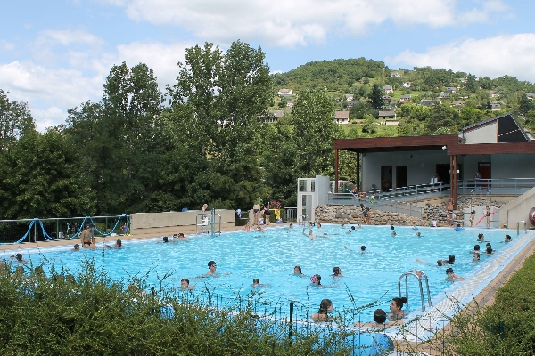 PISCINE D'ENTRAYGUES, grand bassin