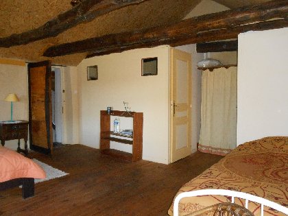 Les Monts, Hini Elise