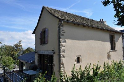 Madame Isabelle GAUBERT, OFFICE DE TOURISME DE PARELOUP LEVEZOU