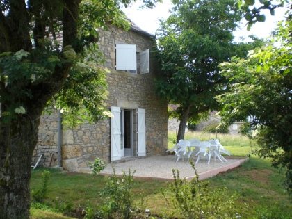 Mr et Mme MOUNIE Jean-Jacques, OFFICE DE TOURISME DE VILLENEUVE D'AVEYRON