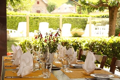 Restaurant La Table d'Olt, OFFICE DE TOURISME INTERCANTONAL SAINT GENIEZ  / CAMPAGNAC