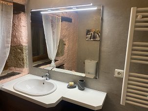 Gîte - Henry et Anne-Marie PEYRAC , Office de Tourisme des Causses à l'Aubrac