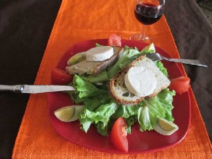 RESTAURANT CHEZ CHAMPAGNE, OFFICE DE TOURISME DE CAPDENAC (BUREAU DE L'OT DU PAYS DE FIGEAC)