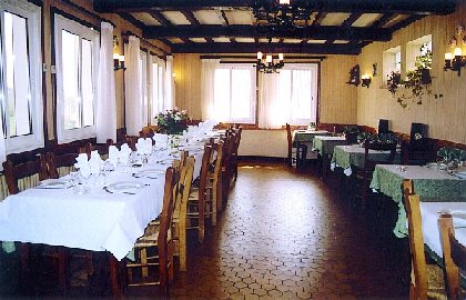 Hôtel-Restaurant  Aux Sources du Viaur, OFFICE DE TOURISME DE PARELOUP LEVEZOU