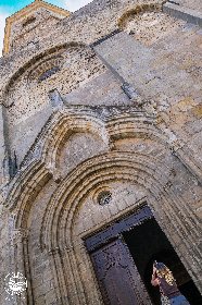Eglise-abbatiale St Pierre de Nant, OFFICE DE TOURISME LARZAC VALLEES