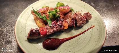 Les Colonnes, Les Colonnes 