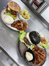 Burgers au restaurant 