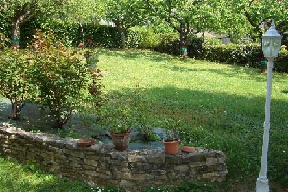 Mme Gyslaine COPPENS, OFFICE DE TOURISME INTERCANTONAL SAINT GENIEZ  / CAMPAGNAC