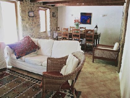 salon, Eleanor O'HANLON