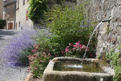 Village de Saint Léons, OFFICE DE TOURISME DE PARELOUP LEVEZOU