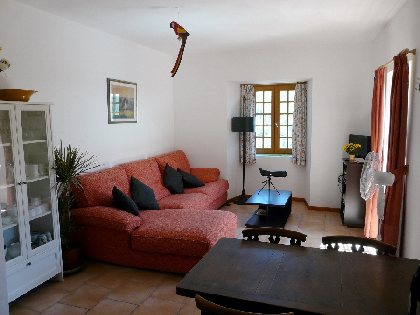 Salon, Lionel Haines