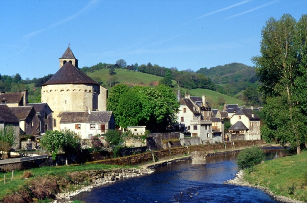 Ste Eulalie d'Olt, village classé parmi les Plus Beaux Villages de France en Aveyron