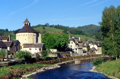 Ste Eulalie d'Olt, village classé parmi les Plus Beaux Villages de France en Aveyron, OFFICE DE TOURISME INTERCANTONAL SAINT GENIEZ  / CAMPAGNAC