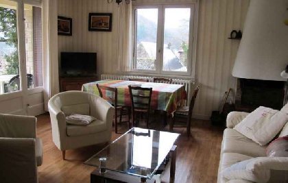 Salon, AYG1159 - Carme Suzanne