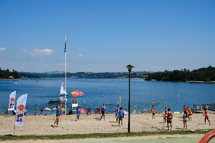 Plage d'Arvieu-Pareloup à Notre-Dame d'Aures, OFFICE DE TOURISME DE PARELOUP LEVEZOU