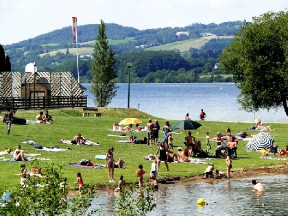 Plage municipale Le Mayrac, OFFICE DE TOURISME DE PARELOUP LEVEZOU