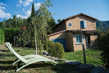 Espace jeux et jardin, 