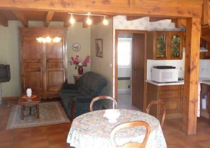 Josette POUJOL, OFFICE DE TOURISME LARZAC VALLEES