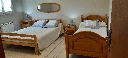 Une chambre - Les Tuiles - Gite de France H12G005754, ©Les Tuiles - Gite de France H12G005754