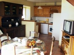 Mme Marie-Françoise GRES - AYG3040, OFFICE DE TOURISME DU PLATEAU DE MONTBAZENS