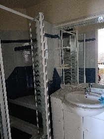 Salle d'eau - Marcel Balligand, Office de Tourisme et du Thermalisme de Decazeville Communauté