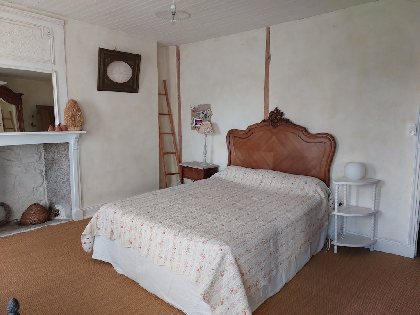 Isabelle Quintard , OFFICE DE TOURISME DE LAGUIOLE