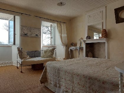 Isabelle Quintard , OFFICE DE TOURISME DE LAGUIOLE