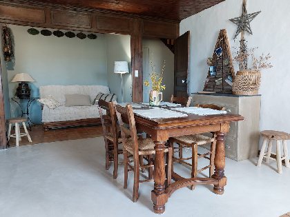 Isabelle Quintard , OFFICE DE TOURISME DE LAGUIOLE