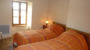 Mme Fabienne CAZAL, OFFICE DE TOURISME DE LAGUIOLE