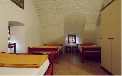 2 chambres de 3 lits, M. Mme Lacombe