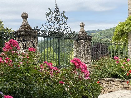 Le Clos Saint Georges, Le Clos St Georges