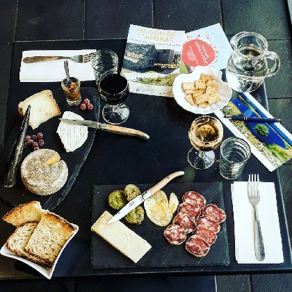 Un repas à la Maison de l'Aubrac, La Maison de l'Aubrac - Tartinerie