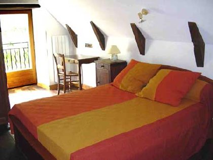 La chambre avec lit de 140cm, M. Jean Claude BALITRAND