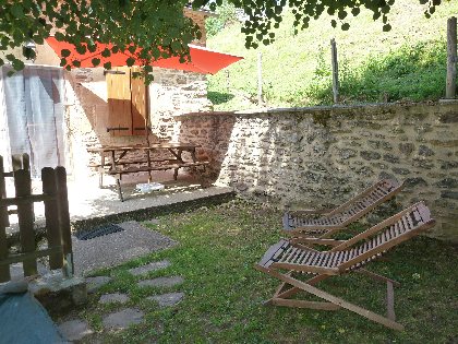 la terrasse, Le gîte du Moulin de la Germanie -Jean-Claude Balitrand