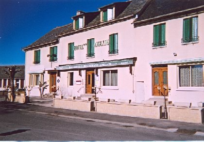 Chez JEAN-CLAUDE ANGLADE, HOTEL ANGLADE