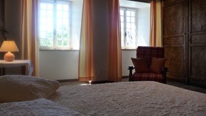 Mme Martine LUTRAND, OFFICE DE TOURISME DE LAGUIOLE