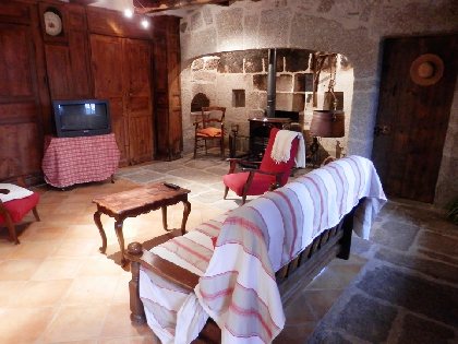 LUTRAND Martine, OFFICE DE TOURISME DE LAGUIOLE