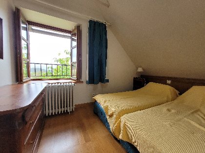 La chambre au 1er étage avec 2 lits que l'on peut jumeler, Domaine de Bellevue - Alain Prieur