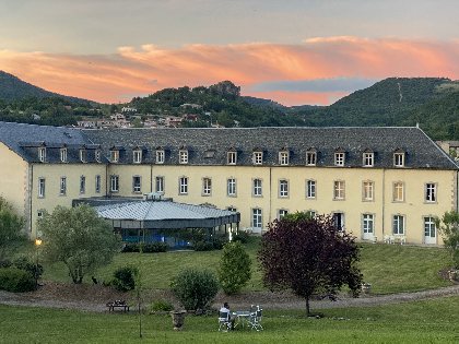 Résidence Le 1837 (groupes), OFFICE DE TOURISME DU PAYS DE ROQUEFORT ET DU ST-AFFRICAIN